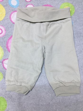 Petit pantalon chaud taille 3 mois