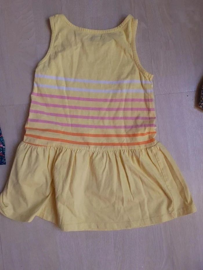 Robe 5ans - photo numéro 2