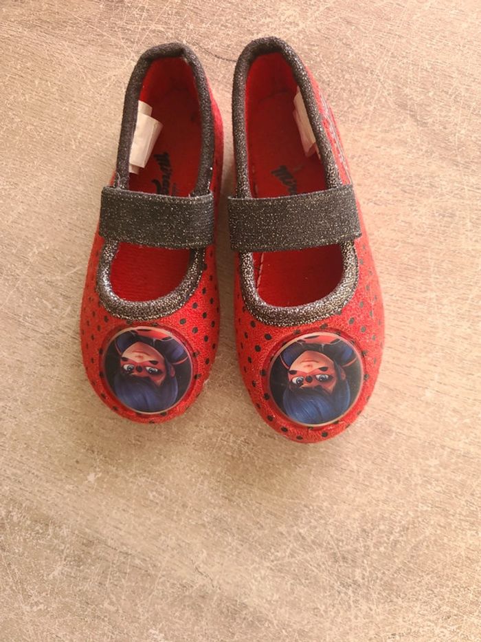 Chaussons Miraculous. 24. - photo numéro 2