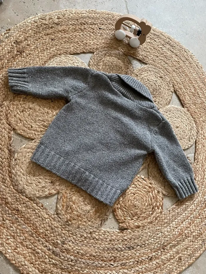 Gilet avec boutons 6 mois - photo numéro 2