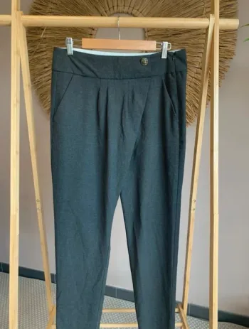 Pantalon Esprit gris