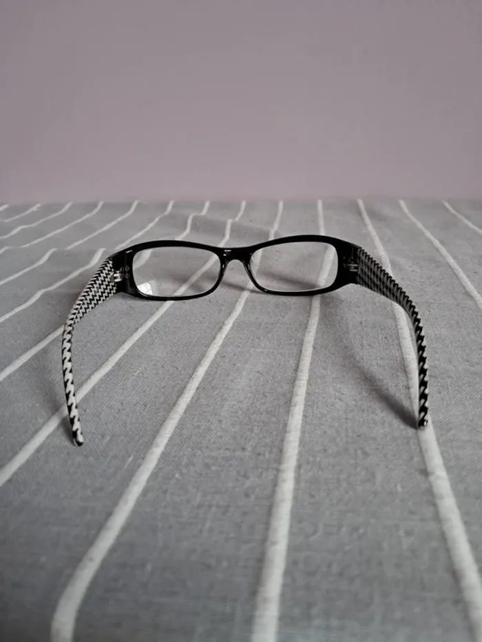 Paire de lunettes loupe - photo numéro 4