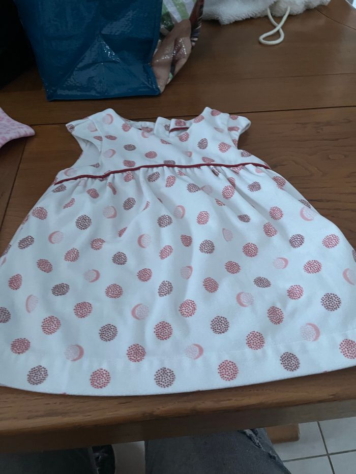 Lot de robe 6 mois - photo numéro 3