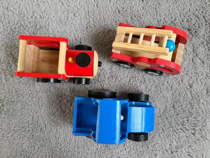 3 véhicules bois - photo numéro 5