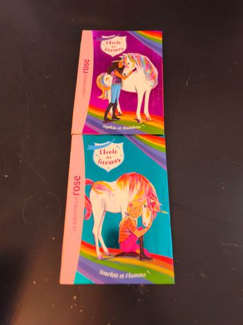 Lots 2 livres L'école des licornes 