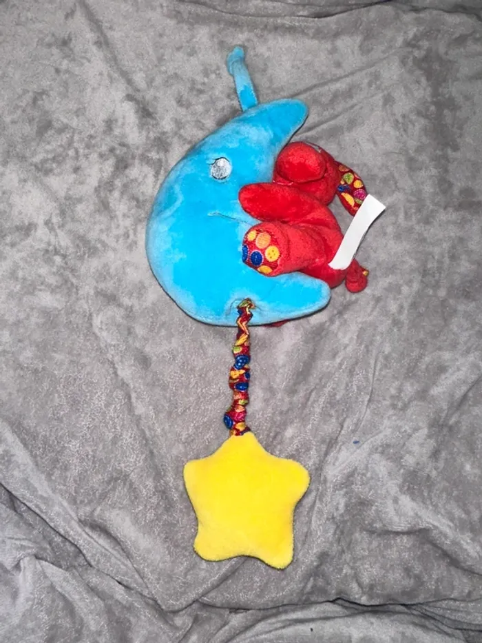 Lune musicale peluche bébé avec étoile suspendue - photo numéro 5