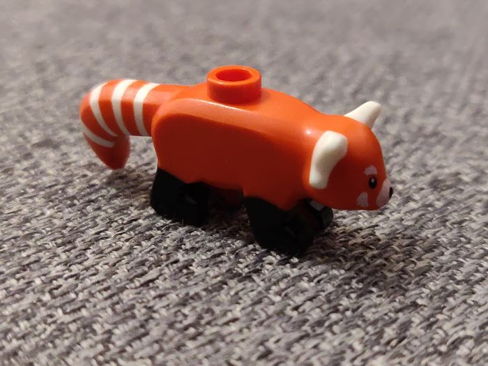 Panda roux Lego - parfait état - vrai Lego - photo numéro 4