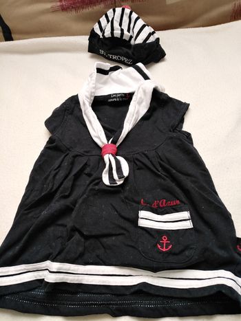 Robe sans manches avec béret