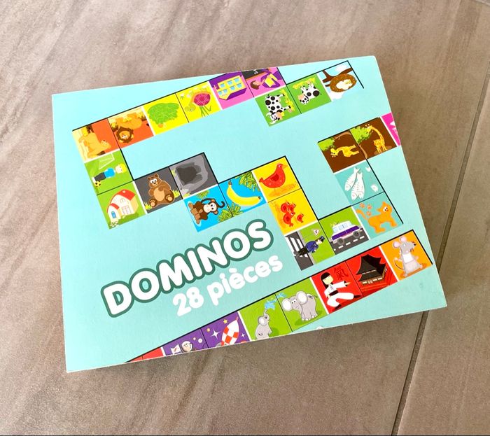 Jeu de dominos en bois neuf - photo numéro 2