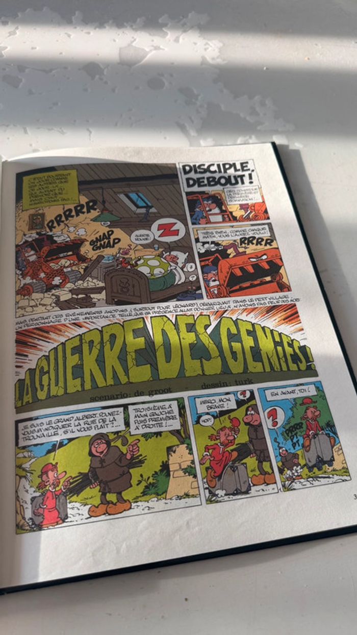 📚 BD Léonard Tome 10 – La guerre des génies Édition Dargaud – Par Turk & De Groot - photo numéro 6