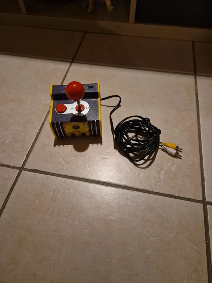 Console retro 2003 Pacman