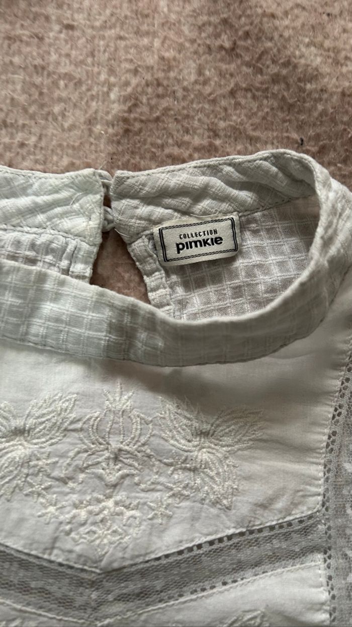 blouse blanche avec broderies - photo numéro 3