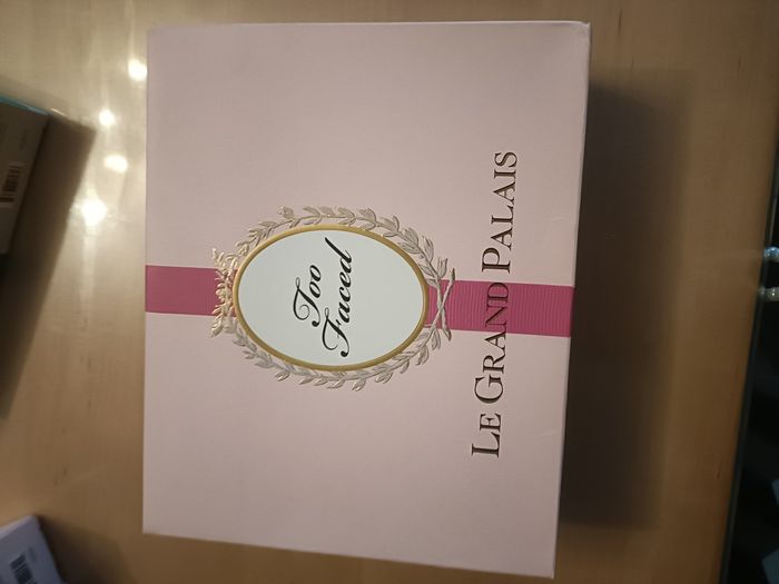 Magnifique lot de 3 coffrets Too faced avec les mascaras pour décoration - photo numéro 2