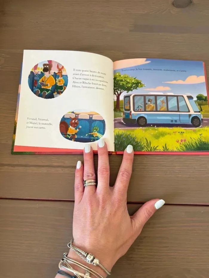 Livre "Le saut en longueur" de Virginie Grimaldi et Coralie Bruschi - photo numéro 4