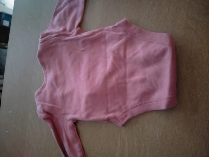 Body 0/3 mois 62 cm - photo numéro 3