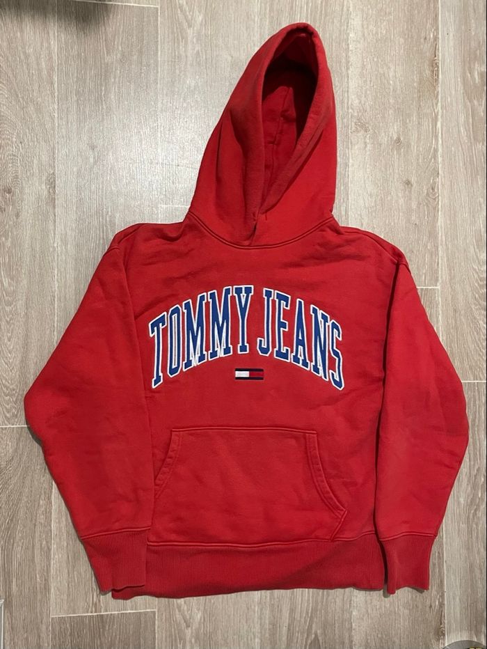 Tommy Hilfiger sweat à capuche rouge / Taille: S / (cordon manquant) - photo numéro 2