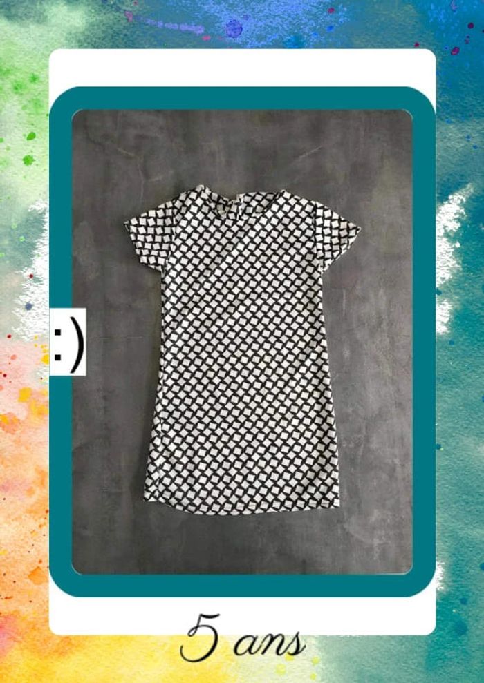 robe noire et blanc / 6 ans ( petit)