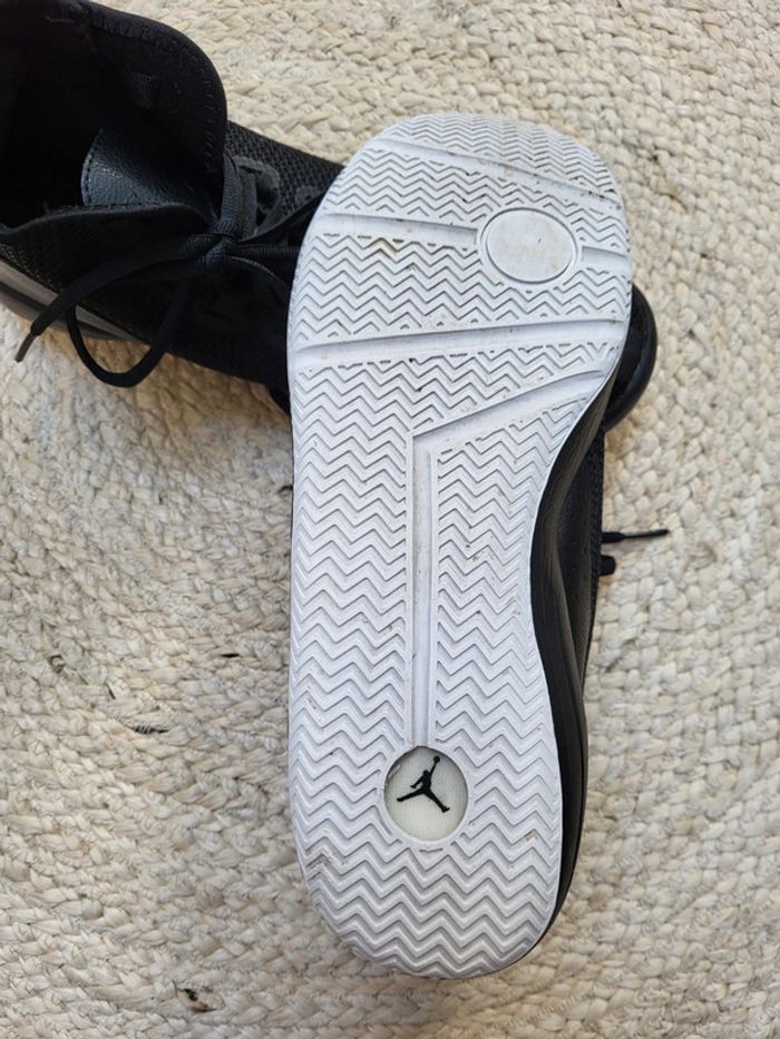 Baskets taille 44 - photo numéro 4