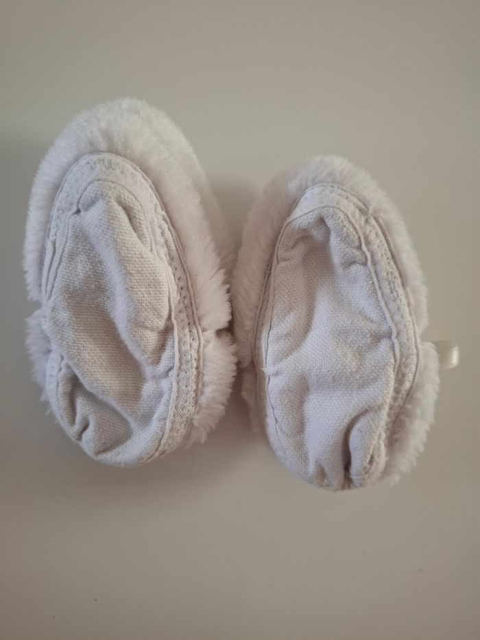 Chausson bébé 17/22 - photo numéro 2