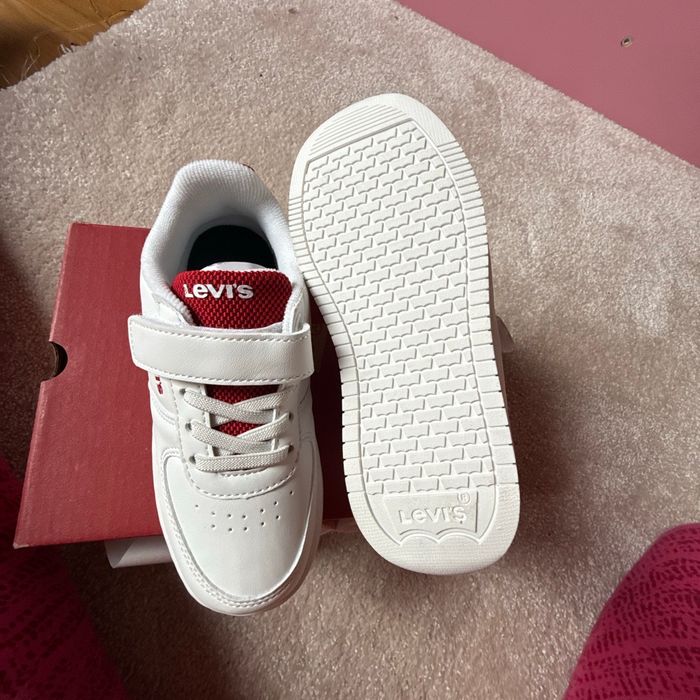 Baskets Levi ‘s neuves avec étiquette pointure 29 - photo numéro 7