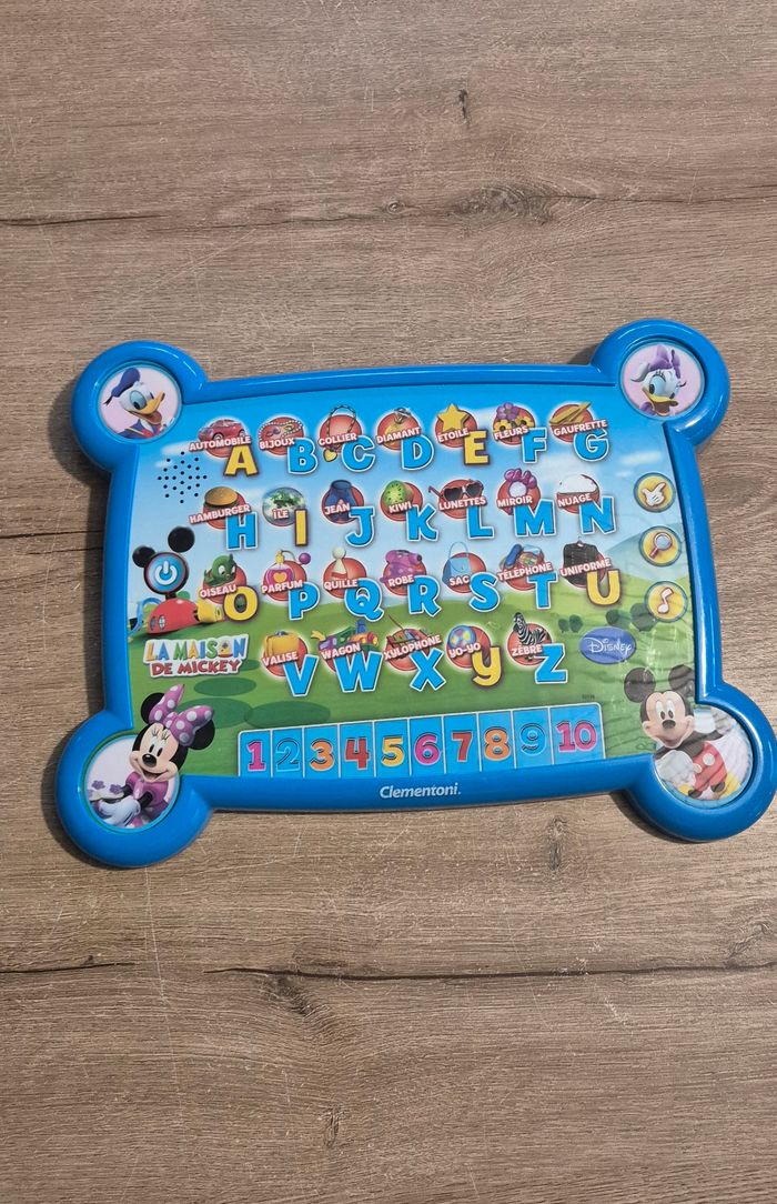 Tablette éducative abécédaire de Mickey