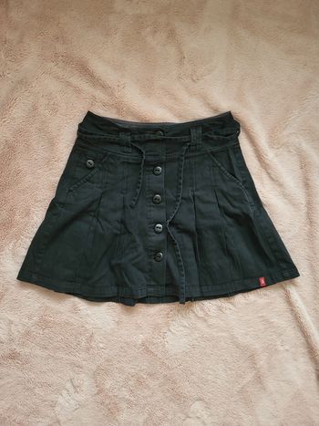 Jupe plissée noire, fermeture boutonnière, ceinture taille - Taille 38 - Esprit - Très bon état