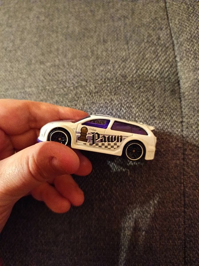 Lot de 2 Petites voitures hot Wheel - photo numéro 4