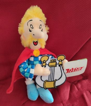 Assurancetourix peluche