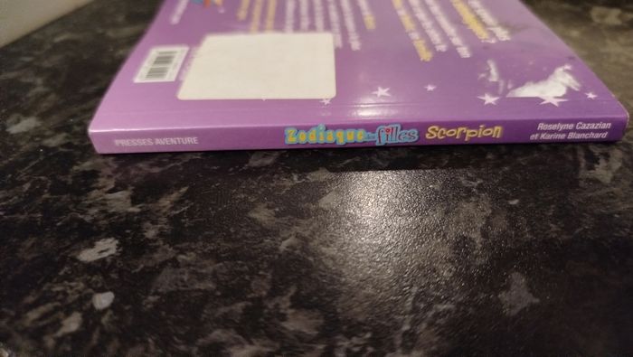 Livre zodiaque des filles - photo numéro 4