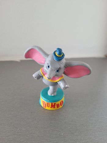 Ancienne figurine dumbo disney Bullyland