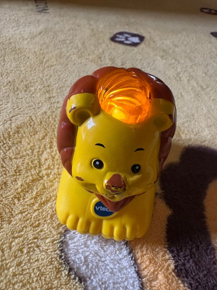 Tutut bolide tutu animaux fripon lion