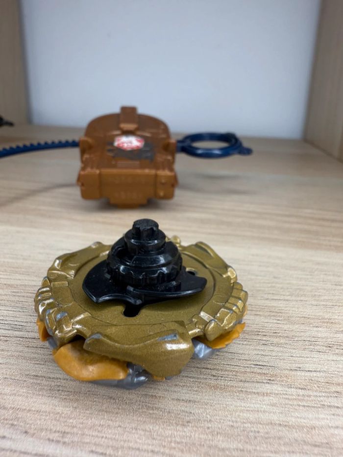 Toupie beyblade meteo l drago - photo numéro 3