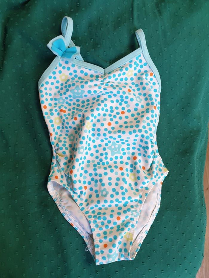 Maillot de bain 2 ans avec petit noeud