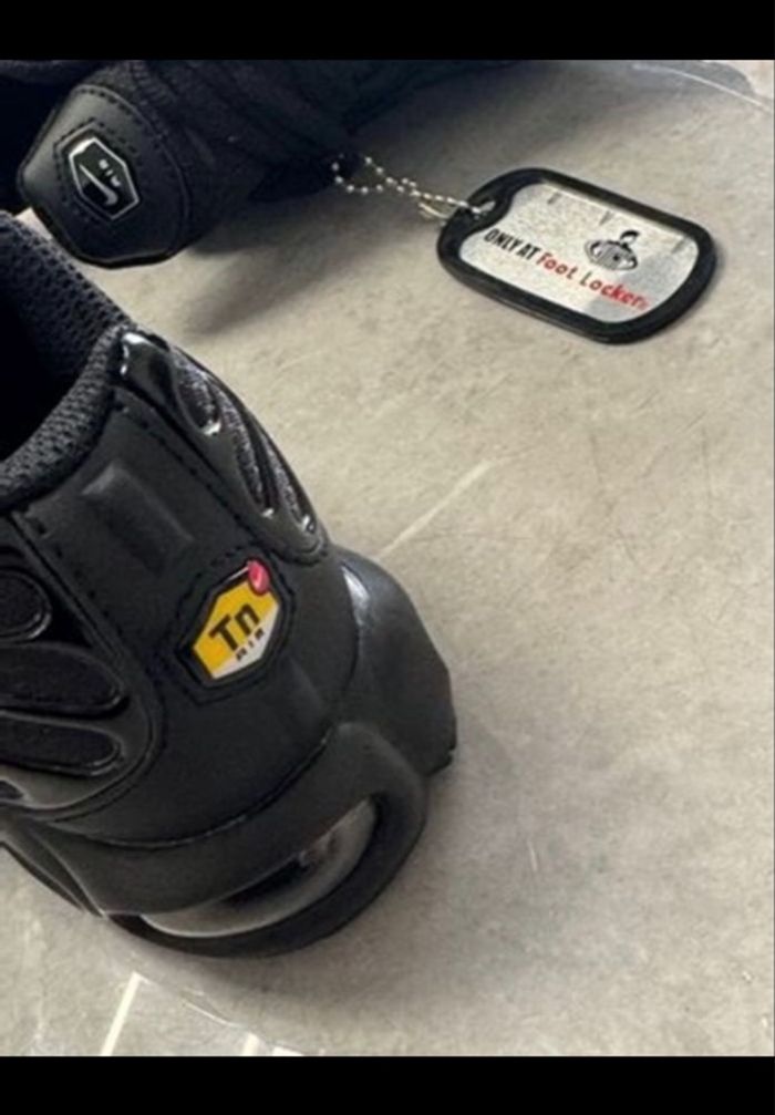 Nike tn enfants noir full black 34 - photo numéro 2