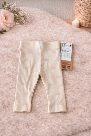🌸 Legging bébé fille Kiabi – Taille 1 mois – Neuf avec étiquette 🌸