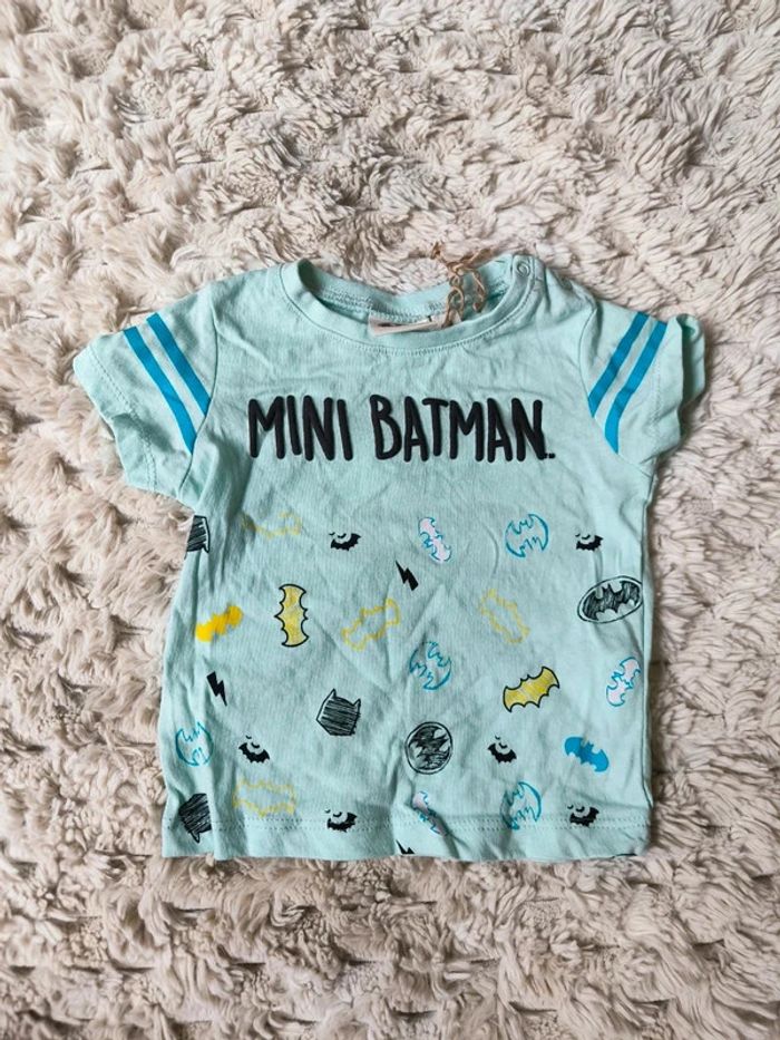 Tee shirt bleu clair