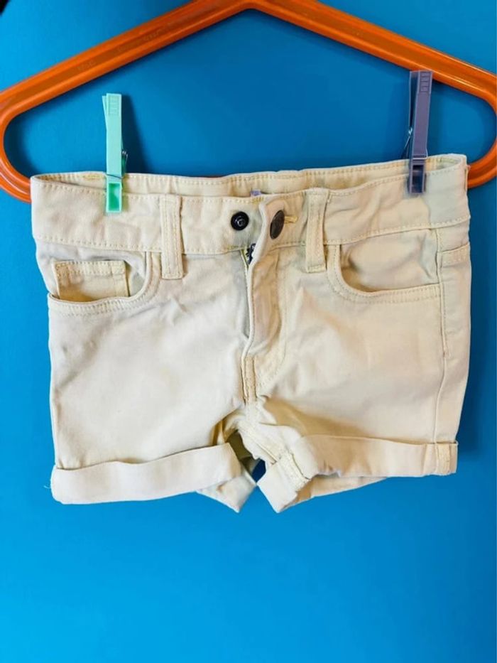 Short taille ajustable jaune clair 6 ans la halle
