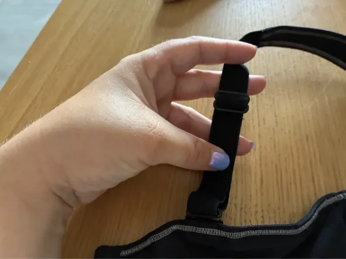 Brassière de sport noire - photo numéro 4