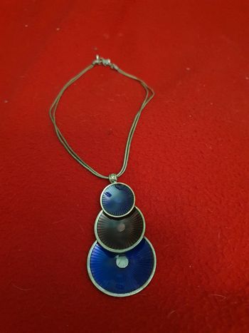 Collier Ras du cou mauve