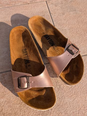 Claquettes 42
