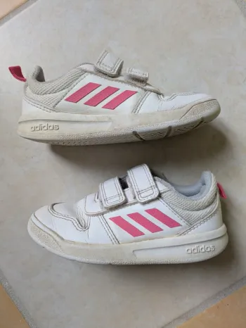 Baskets fille adidas 25 avec scratch