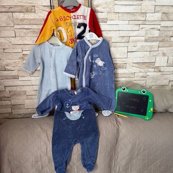 Lot de pyjamas polaires - T3mois 