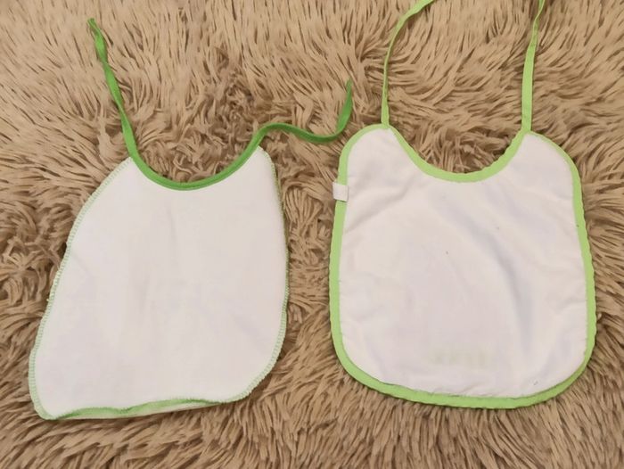 Lot bavoirs béaba - photo numéro 2