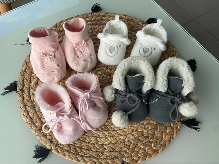 Lot de 4 chaussons bébé