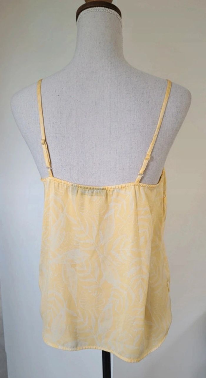 Débardeur caraco jaune et blanc à motifs feuilles Kiabi Taille M ou 36 38 - photo numéro 4