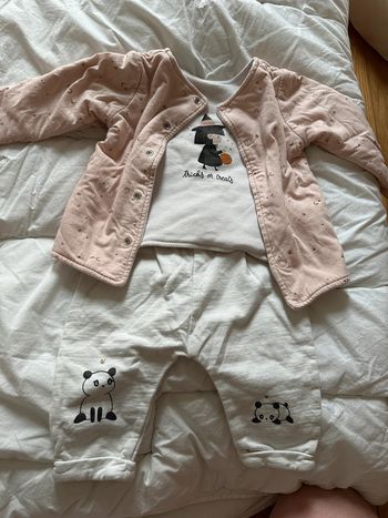 Ensemble et pyjama 6M