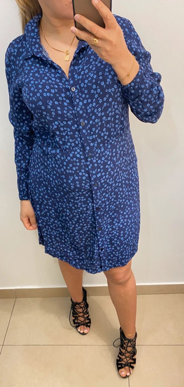 Robe Ou Chemise Droite Fleurie Taille 40 - photo numéro 3