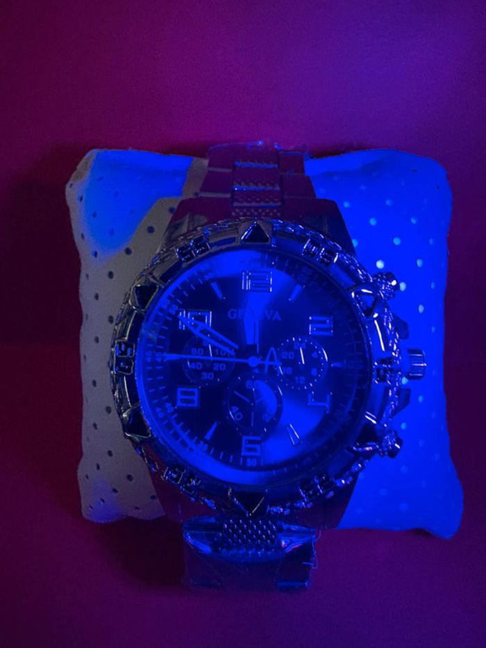montre Geneva argenté avec cadran bleu stylisé à quartz pour hommes - photo numéro 4