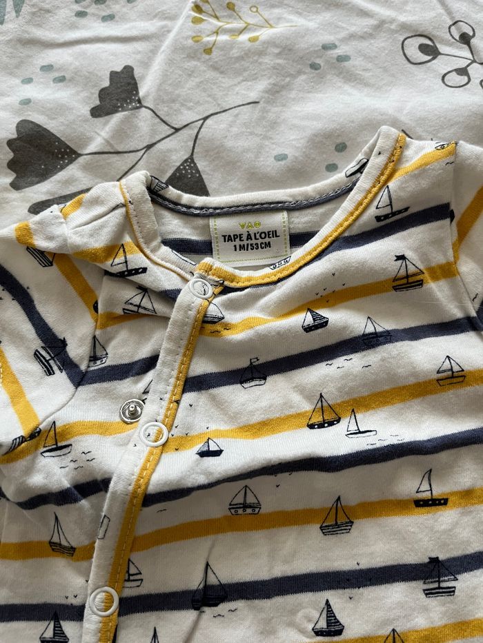 Barboteuse 1 mois tape à l’œil - photo numéro 2