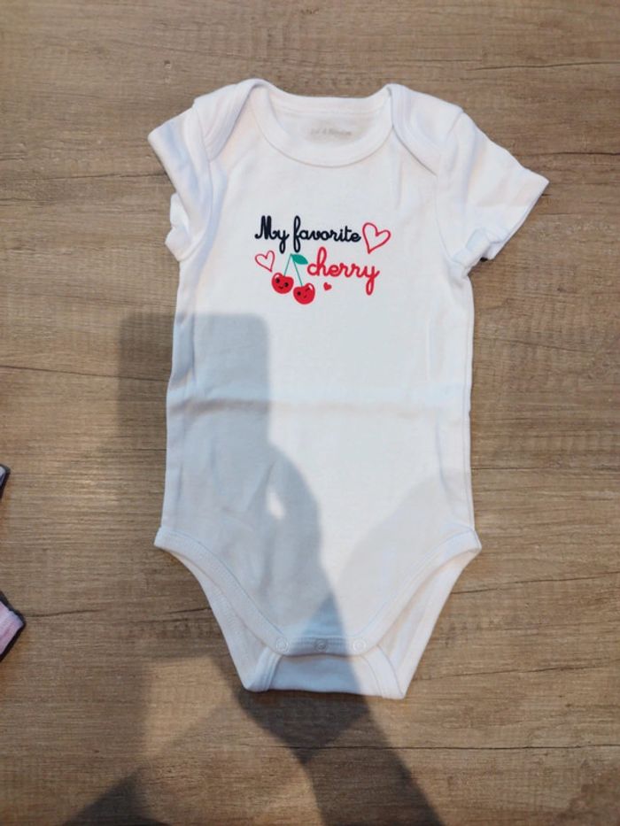 Lot de 4 body bébé fille 1 an 12 mois - photo numéro 3